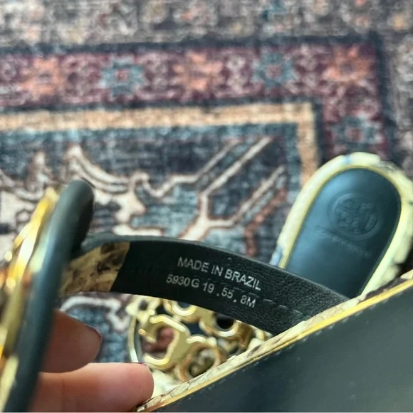 Tory Burch Metal Miller Stamped Snake Printed Leather Sandals Desert Roccia - Picture 7 of 8